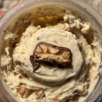 imagen de HELADO DE SNIKERS