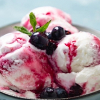 imagen de HELADO DE YOGUR CON FRUTOS ROJOS